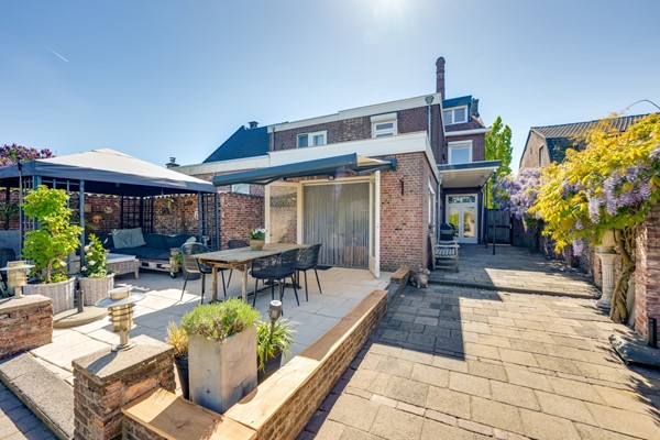 89_FUNDA_PASTOOR GILLISSTRAAT 24_RIJEN.jpg